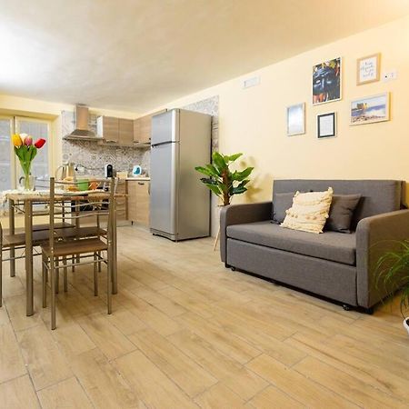شقة Lucon House نابولي المظهر الخارجي الصورة